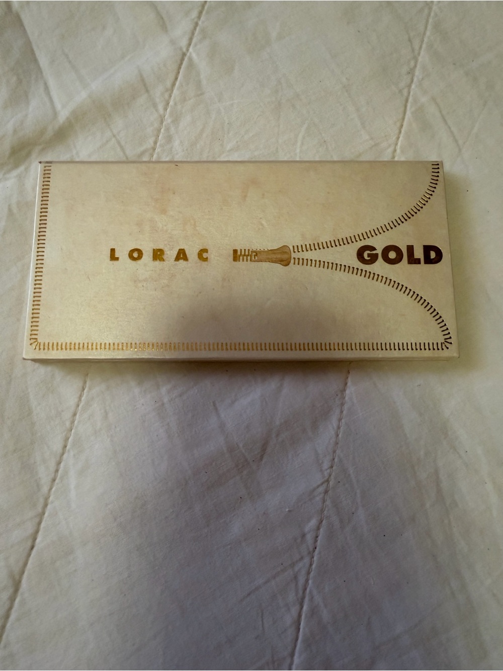 LORAC Gold Eyeshadow Palette - Metallic Gold Finish